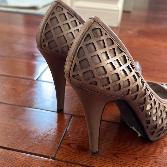 Cynthia Rowley Heels - Picture 3 of 4